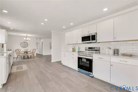 9424 Marlfield Rd, Gloucester, VA 23061 photo 12