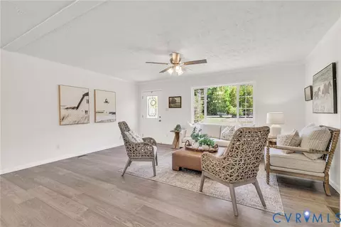9424 Marlfield Rd, Gloucester, VA 23061 photo 7