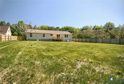 Exterior - 9424 Marlfield Rd, Gloucester, VA 23061 photo 9 of 9