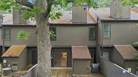 Exterior - 11610 E Briar Patch Dr, Midlothian, VA 23113 photo 6 of 8