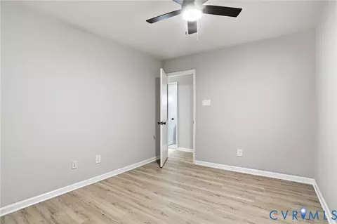 Bedroom - 11610 E Briar Patch Dr, Midlothian, VA 23113 photo 5 of 7