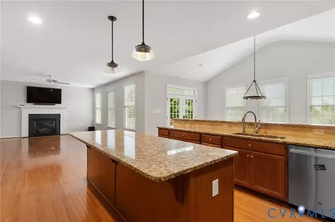 Kitchen - 1200 Bach Ln, Midlothian, VA 23114 photo 4 of 4