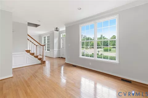 Living - 1200 Bach Ln, Midlothian, VA 23114 photo 2 of 4