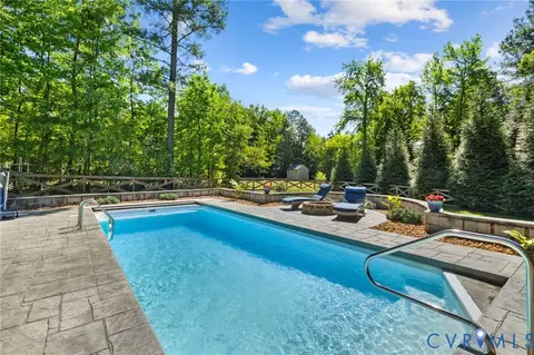 Exterior - 1237 Evon Ave, North Chesterfield, VA 23235 photo 8 of 14