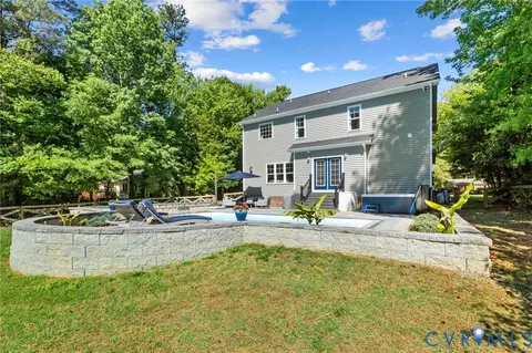 Exterior - 1237 Evon Ave, North Chesterfield, VA 23235 photo 11 of 14