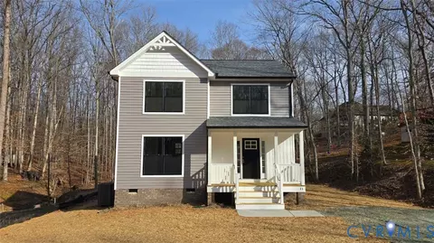 43 Bridlewood Dr, Palmyra, VA 22963