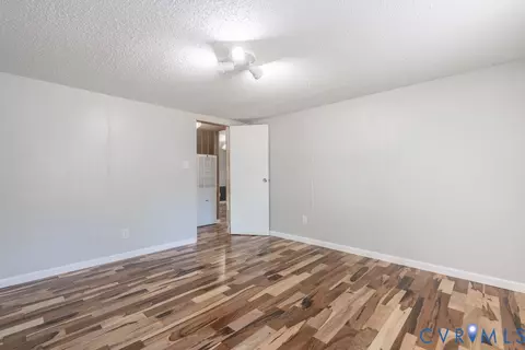 Bedroom - 18017 Cox Rd, Sutherland, VA 23885 photo 1 of 3