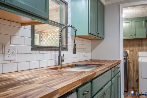 Kitchen - 18017 Cox Rd, Sutherland, VA 23885 photo 6 of 6
