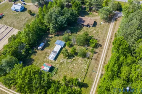 View/Area - 18017 Cox Rd, Sutherland, VA 23885 photo 6 of 6