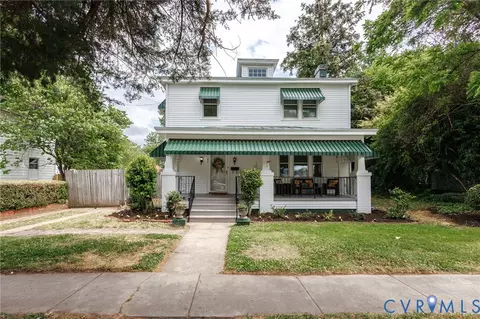 221 Lee Ave, Colonial Heights, VA 23834
