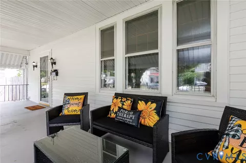 221 Lee Ave, Colonial Heights, VA 23834