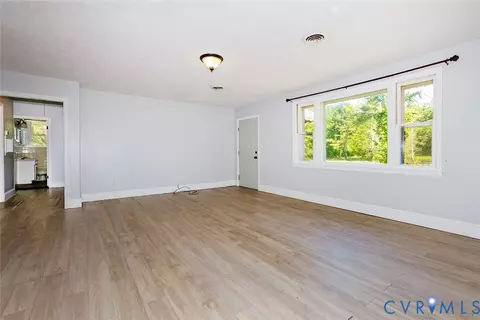 Living - 9903 Boze Rd, Ford, VA 23850 photo 4 of 7
