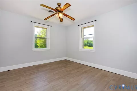 Bedroom - 9903 Boze Rd, Ford, VA 23850 photo 4 of 5