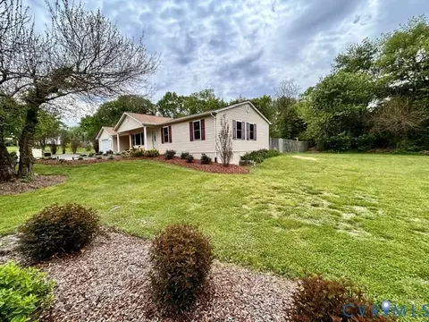 11732 Skylark Dr, Nokesville, VA 20181