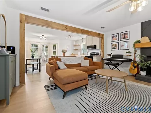 6806 Full Rack Cir, Midlothian, VA 23112