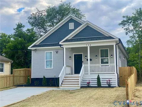 734 Mount Airy St, Petersburg, VA 23803