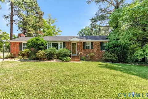 8218 Elm Dr, Mechanicsville, VA 23111