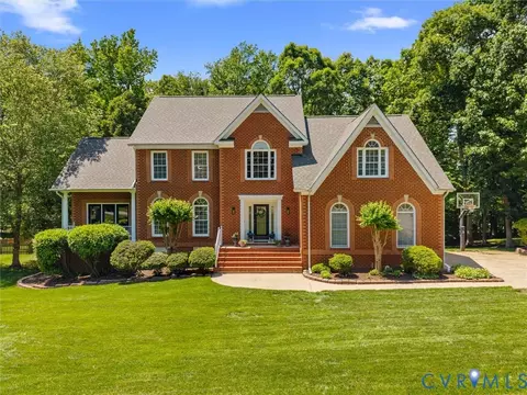 15724 Fire Light Pl, Moseley, VA 23120