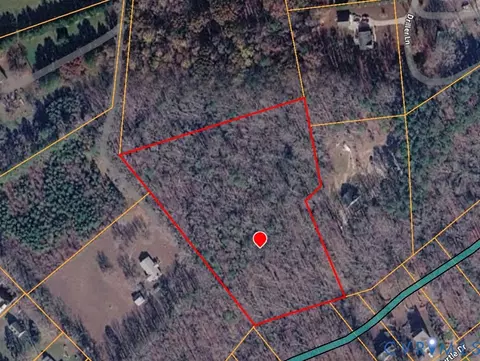 00 Turtle Dr, Gloucester, VA 23061