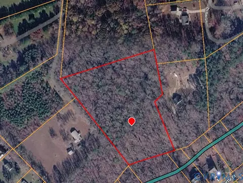 00 Turtle Dr, Gloucester, VA 23061