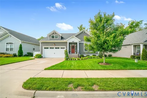 16819 Laurel Park Dr, Moseley, VA 23120