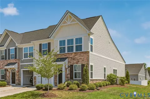 6753 Edith Oaks Way #END, North Chesterfield, VA 23234