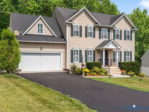 2061 Maginoak Ct, North Chesterfield, VA 23236