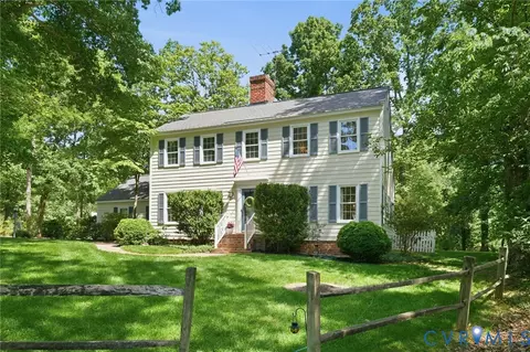 2101 Castlebridge Rd, Midlothian, VA 23113 photo 2