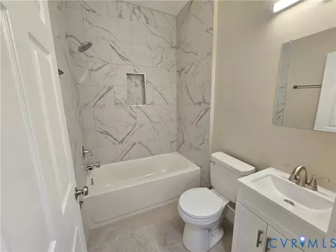 Bath - 2102 5th Ave, Richmond, VA 23222 photo 1 of 2