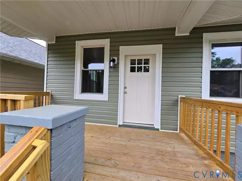 Exterior - 2102 5th Ave, Richmond, VA 23222 photo 2 of 5