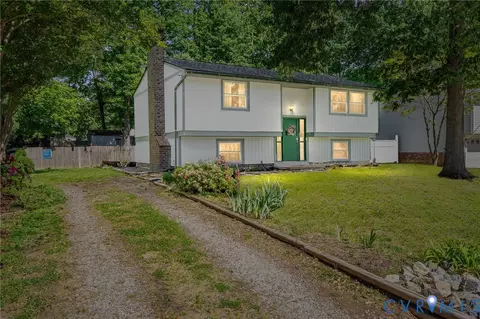 2120 Unicorn Ln, Richmond, VA 23235
