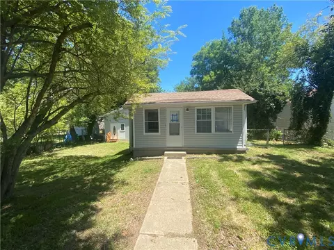 431 S 18th Ave, Hopewell, VA 23860