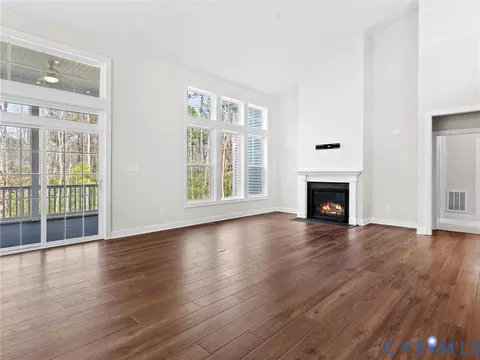 Living - 15806 Maclear Dr, Midlothian, VA 23112 photo 4 of 6