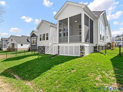 Exterior - 15806 Maclear Dr, Midlothian, VA 23112 photo 11 of 11