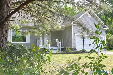 2043 Maginoak Ct, North Chesterfield, VA 23236