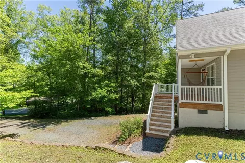 Exterior - 694 Jefferson Dr, Palmyra, VA 22963 photo 1 of 7