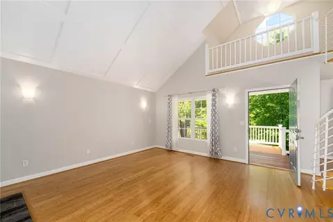 Living - 694 Jefferson Dr, Palmyra, VA 22963 photo 4 of 5
