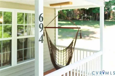 Exterior - 694 Jefferson Dr, Palmyra, VA 22963 photo 4 of 7