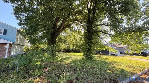806 Ridgeway Ave, Hampton, VA 23661 photo 2