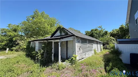 430 Harrison St, Hampton, VA 23669 photo 3