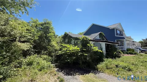 430 Harrison St, Hampton, VA 23669 photo 4