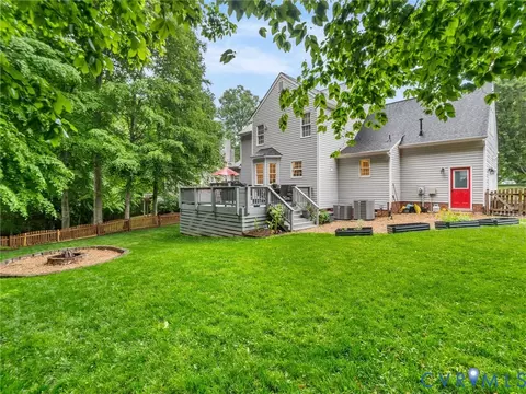 Exterior - 12107 Point Trace Ct, Midlothian, VA 23112 photo 7 of 9