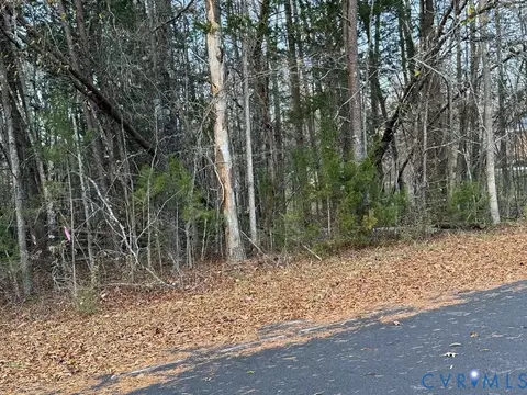 00 Creekwood Trl, Farmville, VA 23901