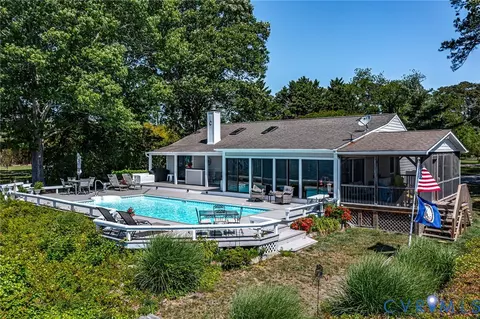 325 Deep Water Dr, White Stone, VA 22578