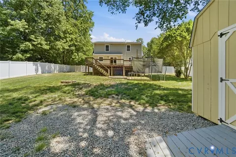 Exterior - 2512 Brookforest Rd, Midlothian, VA 23112 photo 9 of 10