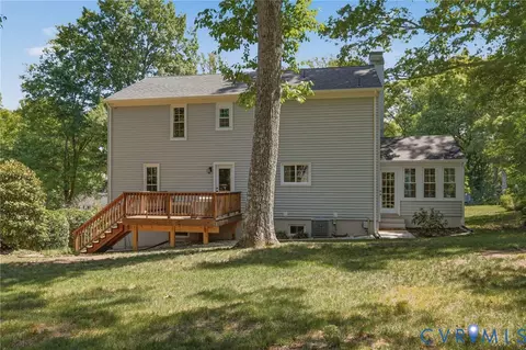 Exterior - 8224 Halstead Rd, Richmond, VA 23235 photo 12 of 13
