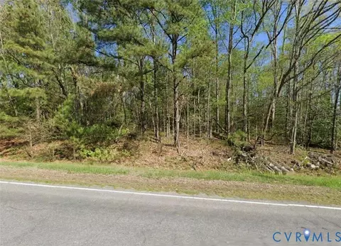 610 N Airport Dr, Highland Springs, VA 23075