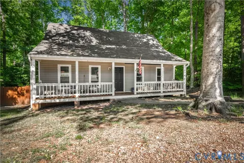 7113 Deer Run Ln, Midlothian, VA 23112