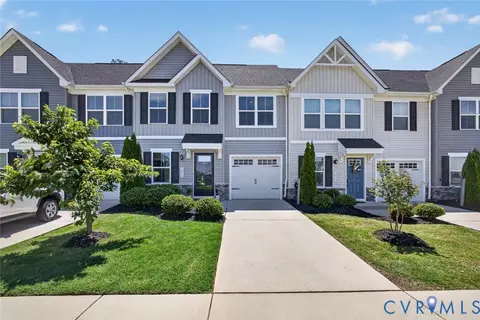 7853 Sir Wyatt Dr, New Kent, VA 23124