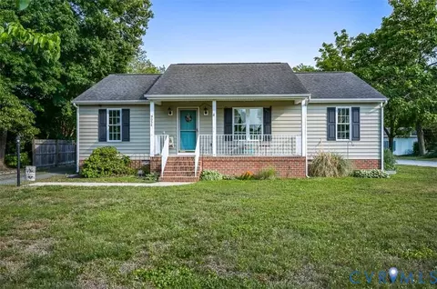 9052 Russet Ln, Mechanicsville, VA 23116